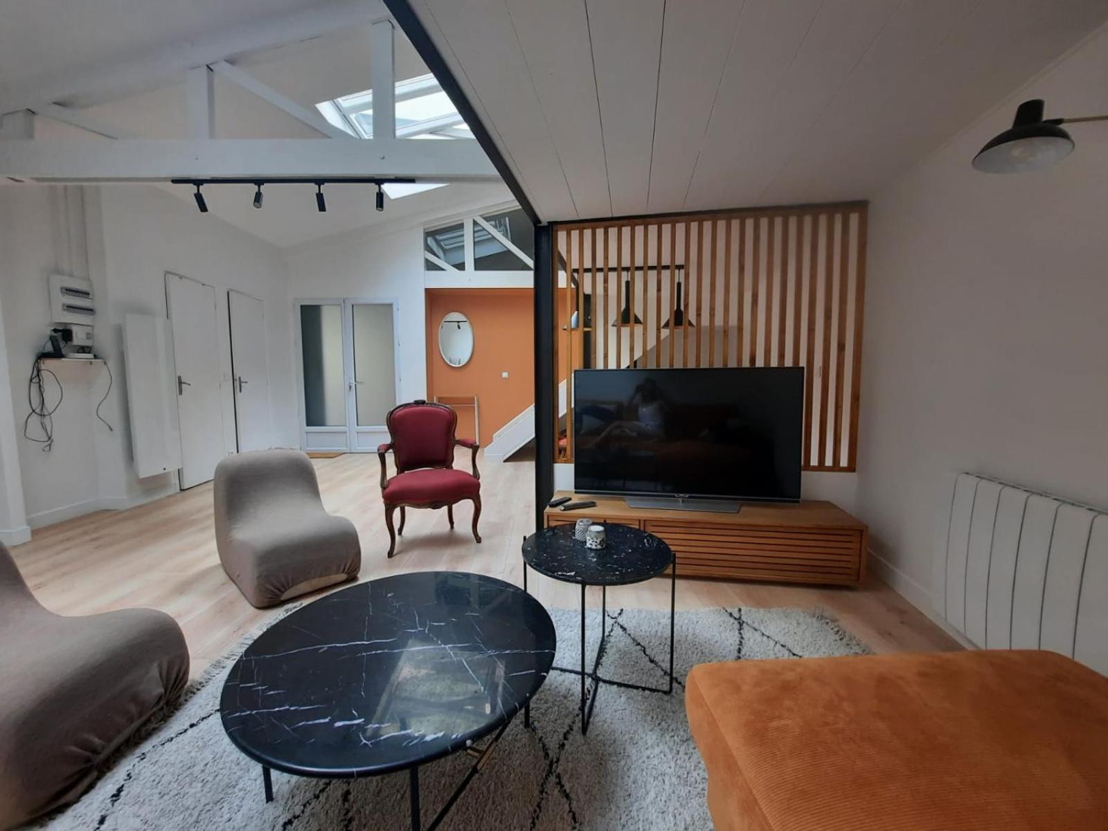 Loft 4-5 Personnes A Montmartre - Parking Prive Sur Reservation Paris Luaran gambar
