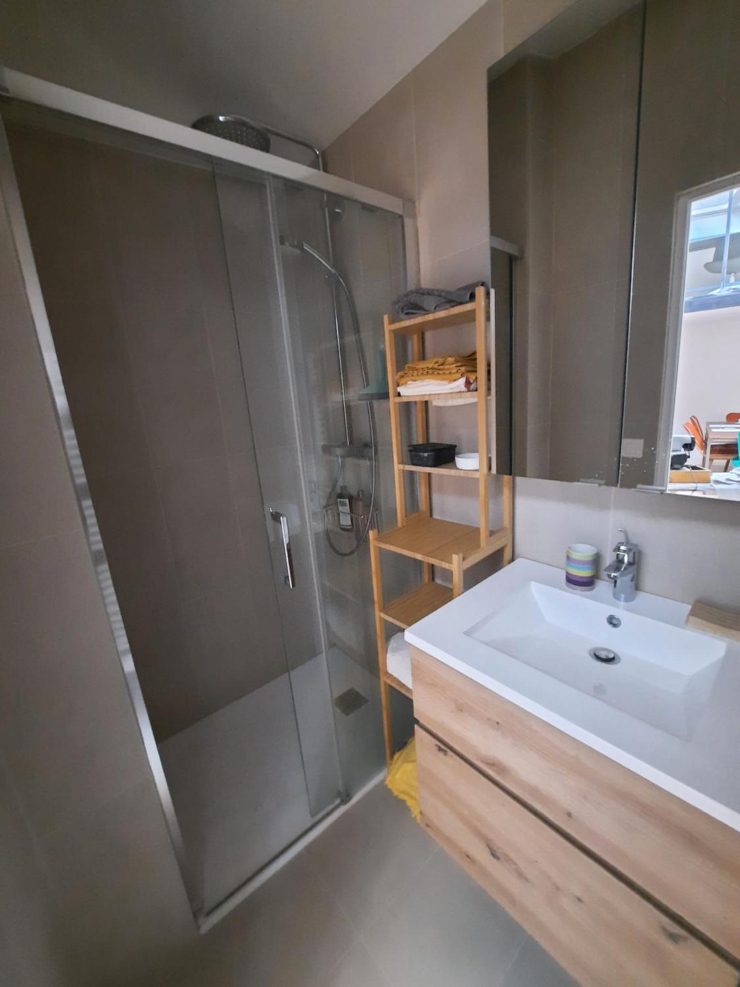 Loft 4-5 Personnes A Montmartre - Parking Prive Sur Reservation Paris Luaran gambar
